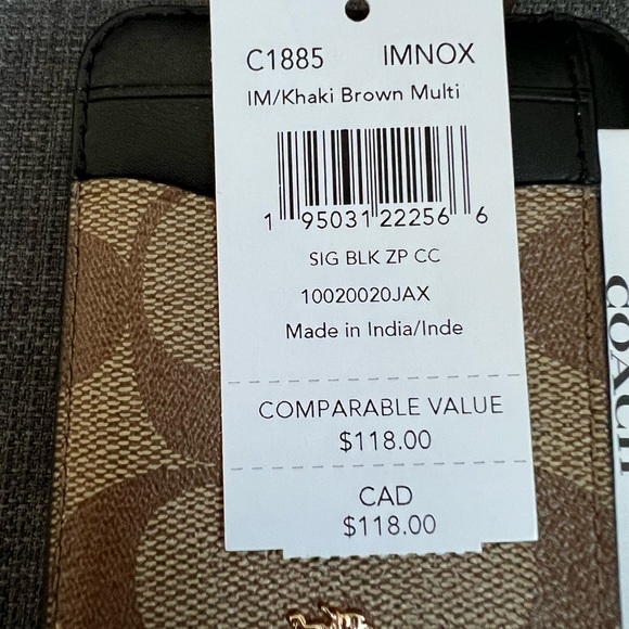 NWT COACH SIGNATURE ZIP ID & CREDIT CARD HOLDER - Picture 6 of 7